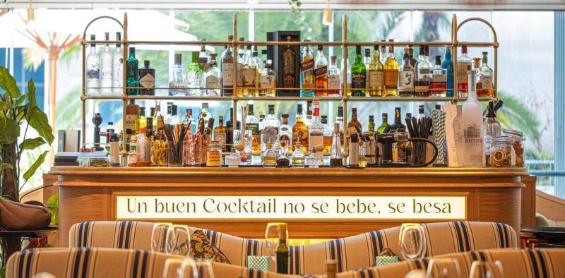 BARRA COCTELERÍA (2)