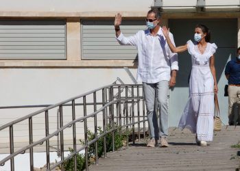 visita de los reyes de españa felipe y leticia a vila y sant antoni