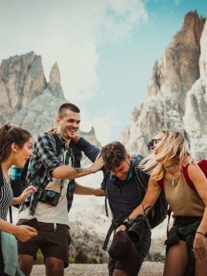 felix-rostig-UmV2wr-Vbq8-unsplash