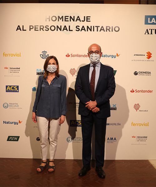 José Augusto García Navarro, Presidente de la SEGG y Maria Teresa Vidánuna, vocal de la Junta Directiva